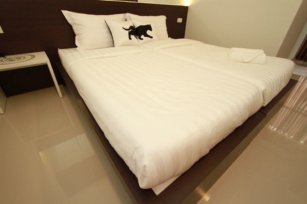 Bed By City Hotel Бангкок Экстерьер фото